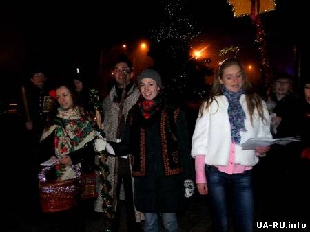 Донецкий Евромайдан показал актуальный рождественский вертеп с участием «Беркута»