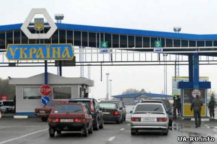 Автоперевозчики заявляют об усилении таможенного контроля со стороны России