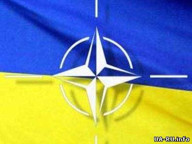 НАТО будет следить за нерушимостью границ Украины