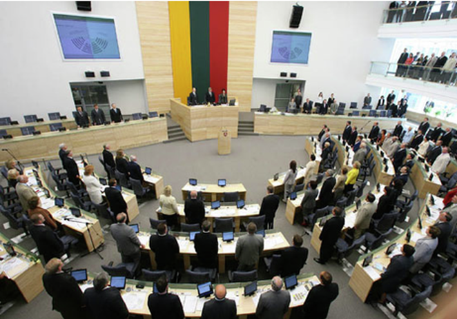 В Литве закон о русском и польском языках назвали антиконституционным