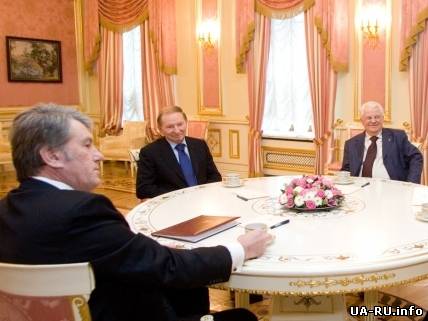 Россия прямо вмешивается в жизнь Крыма, – заявление трех президентов Украины