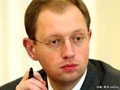 А.Яценюк не сомневается, что президентом в 2015 году станет оппозиционер