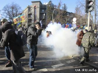 Оппозиция обвинила действующее правительство в вспышке насилия в Киеве