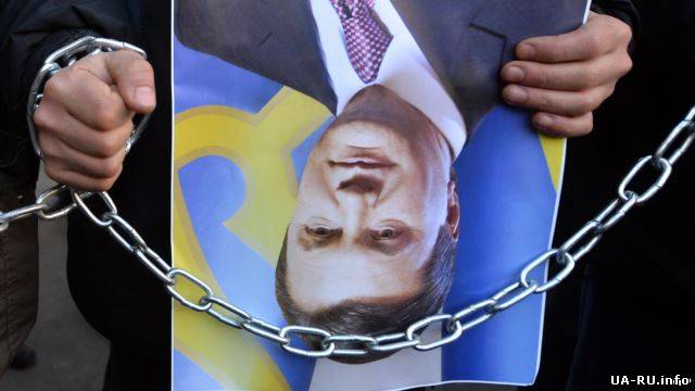 Януковичу обещают миллионы людей в Межигорье