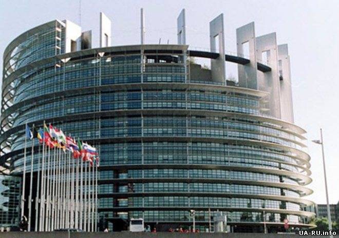 Европарламент призовет ЕС заморозить средства Януковича