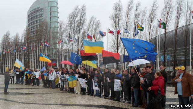 Украинцы Португалии призвали Европу не молчать