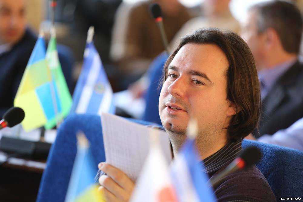 В Херсоне избили депутата-активиста Евромайдана