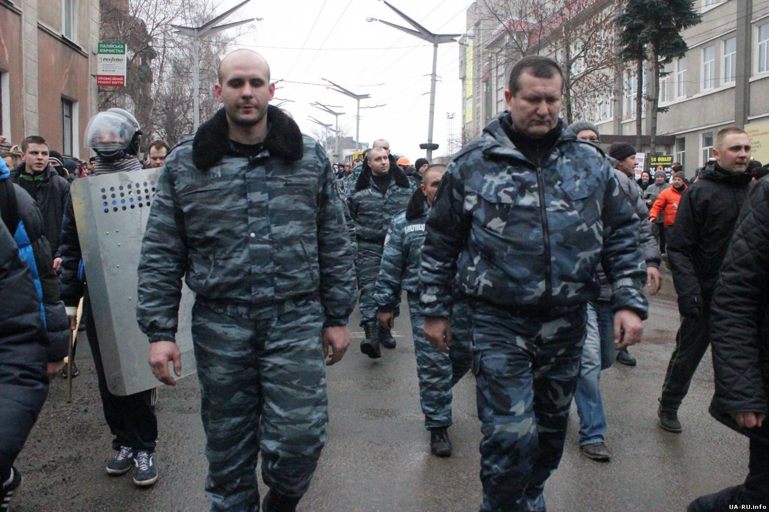 "Беркут" в Тернополе перешел на сторону народа.
