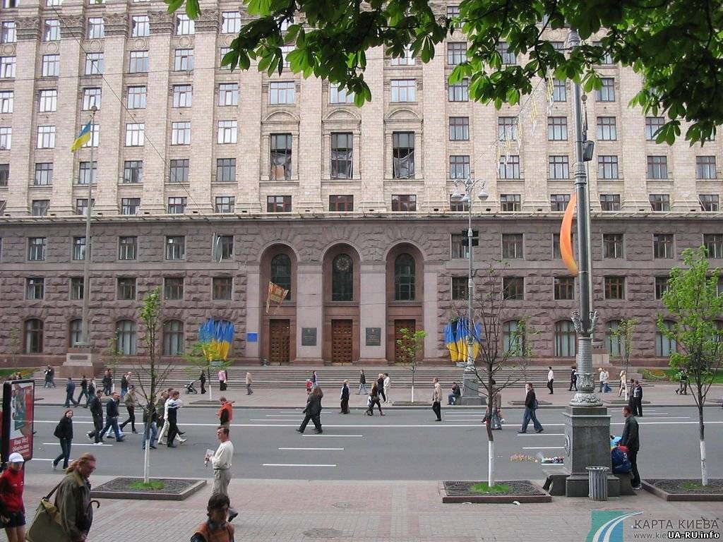 За украденные в киевской мэрии медали могут дать 6 лет