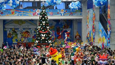 Три новогодних шоу возглавили рейтинг детских представлений Москвы