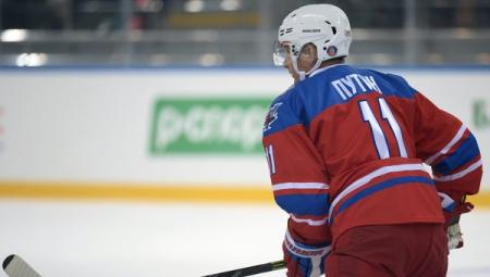 Путин в Сочи в праздники провел хоккейную тренировку