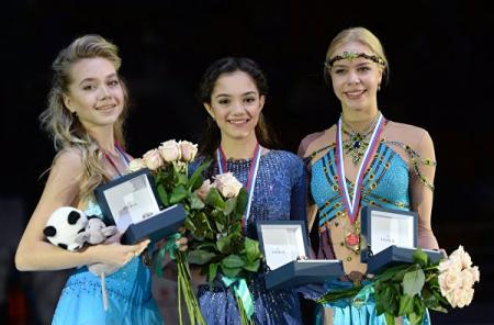 Фигуристка Евгения Медведева победила на чемпионате России