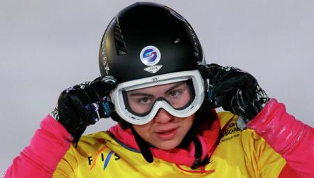 Сноубордистка Тудегешева стала 1-й в параллельном слаломе на этапе КМ
