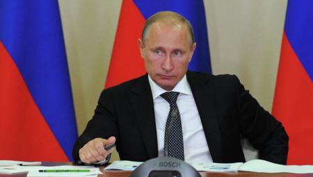 Путин в среду обсудит с кабмином подготовку к ЧМ по футболу 2018 года