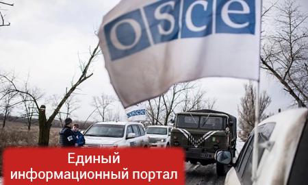 Машина миссии ОБСЕ попала под обстрел в Снежном