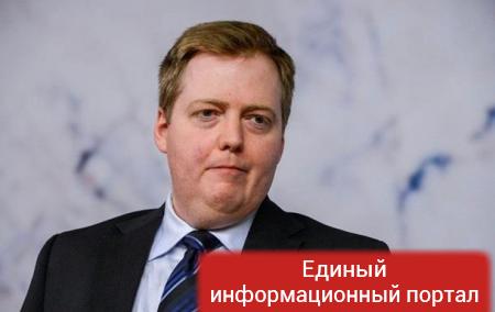 Премьер Исландии ушел после вопроса об оффшорах