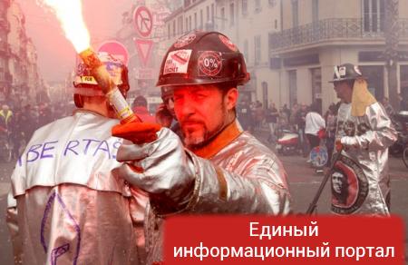 Pussy Riot в Раде и "дьявольское" селфи: фото дня