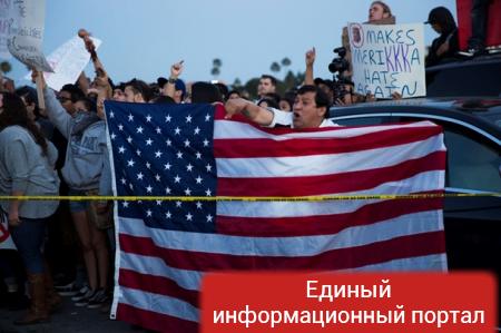 В Калифорнии сотни людей протестуют против Трампа