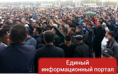 Казахстан охватили протесты: десятки задержанных