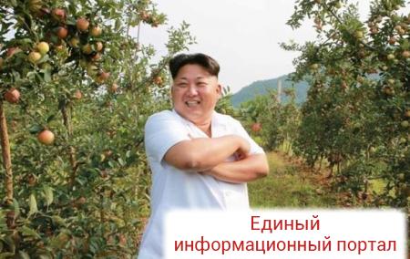 Ким Чен Ын бросил курить в поддержу антитабачной кампании - СМИ