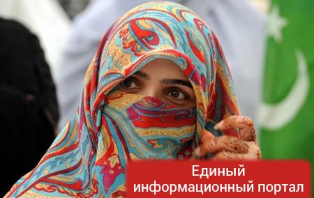 В Болгарии впервые задержали женщину за ношение хиджаба