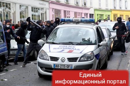 В Париже напали на полицию на акции против насилия
