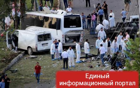 В результате теракта в Турции погибли не менее трех человек