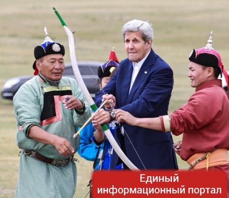 Керри назвал Монголию "оазисом демократии"