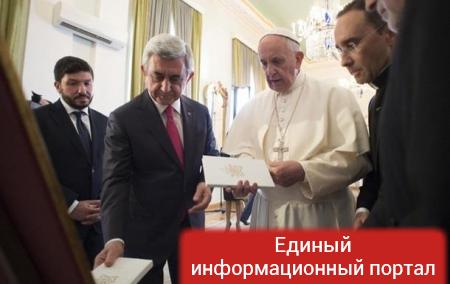 Папа римский во время визита в Ереван осудил геноцид армян