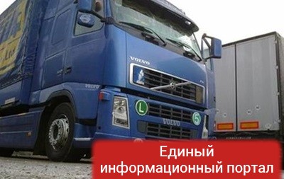 На российско-белорусской границе застряли 50 грузовиков
