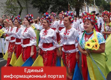 На Украине новый государственный праздник – День вышивана