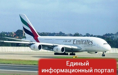 Итальянец судится с авиакомпанией Emirates из-за полного соседа