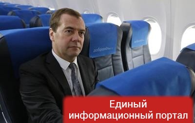 Медведев удалил "крамольный" твит о статусе Крыма