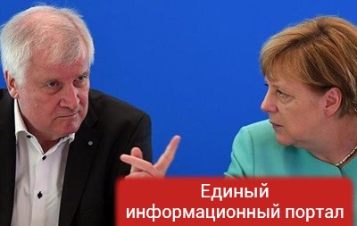 Премьер Баварии потребовал от Меркель сменить политический курс