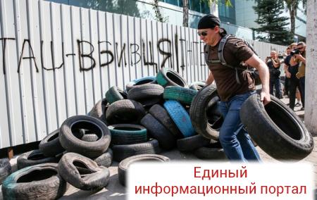 Foreign Policy: Киев ведет "кровавую войну" против СМИ