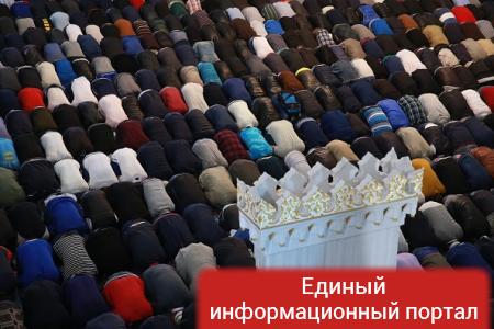 На Курбан-байрам в Москве пришли тысячи мусульман