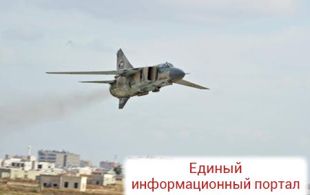 Под Дамаском упал военный самолет