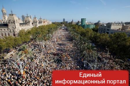 Тысячи жителей Каталонии вышли на демонстрацию за независимость