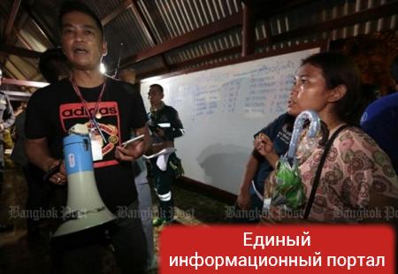 В Таиланде теплоход врезался в мост: 15 жертв