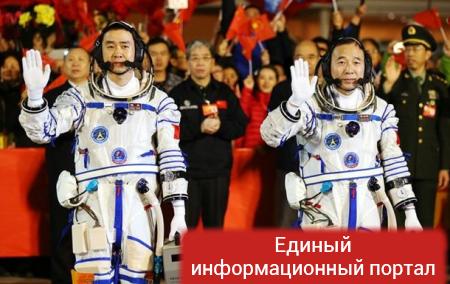Китай запустил собственную ракету в космос
