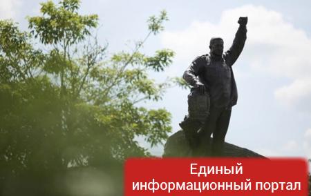Россия подарила Венесуэле статую Уго Чавеса