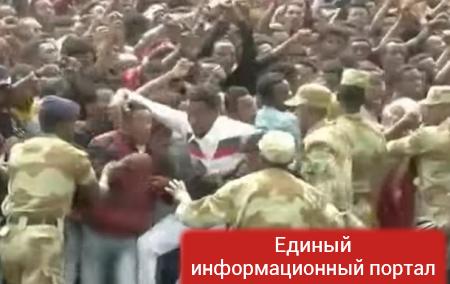 В Эфиопии в давке на акции протеста погибли 52 человека