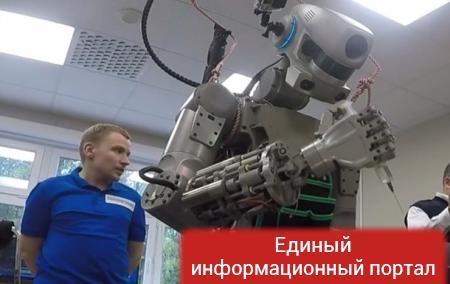 В России показали своего космического андроида