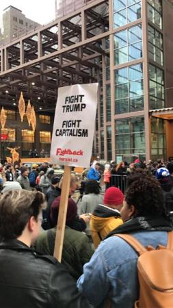 В Канаде протестовали против Трампа