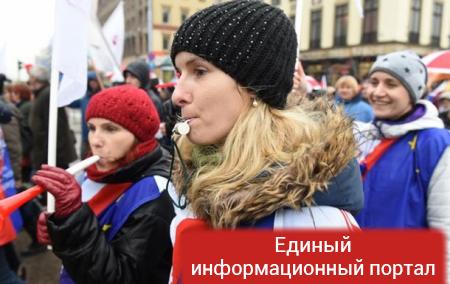 В Варшаве десятки тысяч протестовали против реформы образования