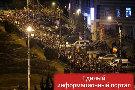 В Бухаресте протестуют более 100 тысяч человек