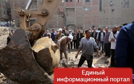 В Египте среди мусора нашли статую Рамзеса II