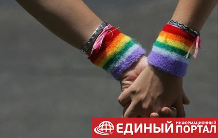 Россиян предупредили о вспышке гепатита среди геев в Европе