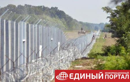 Венгрия построила еще один забор на границе с Сербией