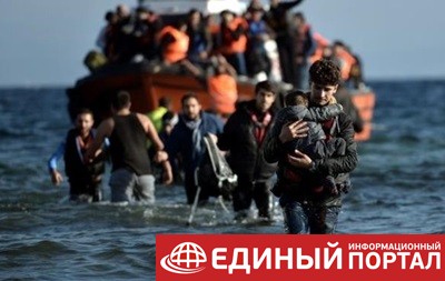 Возле Ливии спасли более 700 мигрантов